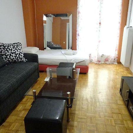Down Town Comfort Apartment Athens Luaran gambar